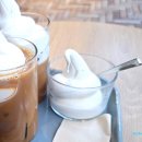 플로트하우스 | 여의도 카페추천 | &lt;더현대 카페 블루보틀&gt; 평일에도 북적! 아아, 놀라 플로트, 소프트아이스크림까지