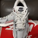 신사2-025 | 나이키 줌보메로5 메탈릭실버 내돈내산 후기🤍🖤