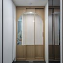 씨유 울산뉴다운점 | 울산 중문 원목 느낌의 아치형 3연동 현관 중문 설치