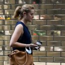 코로나19 걸린 적 없는 호주 &#39;노비드(NOVID)&#39;족은 &#39;열 명 중 한 명&#39; 이미지