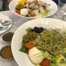 샐러드로우&트라타 이미지