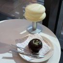 에너지플러스 서울로 | 채광 좋은 노티드 서울로에너지플러스점에서 초코두바이도넛을 맛보고 실망하다..