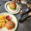 CU 부평대로점 | [부평 애견동반 맛집] 즐거버 수제버거 후기