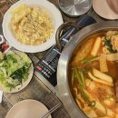 기차네즉석떡볶이 | 신촌 이대역 즉석떡볶이 맛집 카우떡볶이 규현 맛집