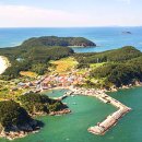 배로 40분이면 닿는 섬이 이런 곳이라니... 1.5km 활 모양 백사장과 몽돌 해변을 한 번에 걷는 섬 이미지