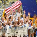미국 대표 여자축구단- 동등한 대우 요구~ 이미지