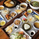 홍대 일본 가정식맛집 재료가 신선한 명호야식탁 : 연어사시미, 모둠카츠카레 정식 후기