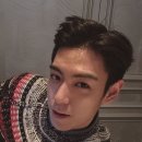 탑 이미지