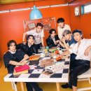 방탄소년단 BTS 진 뉴비 NEWBIE BTS 진 바지 안정적인 비율을 연출하는 이미지