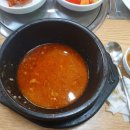옹골찬 감자탕 이미지