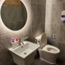 꽃단지 화장실 이미지