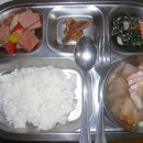 4월 25일 점심=오징어무국,햄야채볶음,깻잎순볶음,김치 이미지