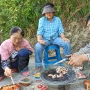 친구들과 함께 콩파종 및 제초제 작업후 삼겹살 파티(종서방문, 희섭내외, 은섭내외) 이미지