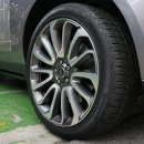 뉴레인지로버 스타일707 정품 휠+타이어 장착 전동사이드스텝 + 사이드벤트 이미지