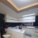 UR(파주시)-[청석로]-상-14 | 파주 PET 무광 싱크대 문 시공 후기 | 상부 밀크화이트 + 하부 인디고 &amp; 상판 균열 보수까지!-삼성 팰리스