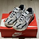 나이키 줌 보메로 5 라이트 본 앤 블랙 (Nike Zoom Vomero 5 Light Bone and Black) 구입 후기 및 착샷
