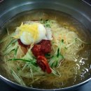 사계절밀면 이미지