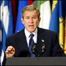 Bush Says U.S. Ready to Disarm Iraq, but Calls War Last Resort 이미지