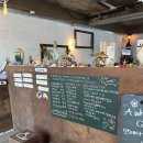 어웨일카페펍 | 거제 고래가 보이는 감성 카페 어웨일카페펍