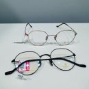 e편한 안경 이미지