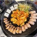 돈이랑김치랑 이미지