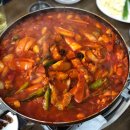 돼지랑찌개랑 - 미추홀구 용정공원로83번길 49 | 돼지랑찌개랑
