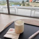 더웨이투커피(The way to coffee) | 건물이 신기한 경산 베이커리 카페 ‘더웨이투커피' THE WAY TO COFFEE