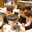 커피 바리스타 과정 이미지