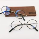 The 밝은안경 이미지