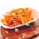 치자 단무지 무침 만들기 반달 단무지 요리 자취생 반찬 만드는법 이미지