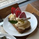 설화명곡역 1,3,4,6번출구 앞 | 명동 디저트 카페 더 스팟 패뷸러스, 딸기 티라미수 맛집 후기