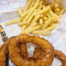 힐스CC 직원식당 앞 이미지