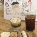 산촌농원 | 강원도 인제 카페 | 분위기 좋은 자작나무숲 근처 디저트 카페 북카페 하추크림라떼 떡구이 ‘카페...