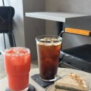 서울창천초등학교 | 신촌역 카페 | 케이크 비건 디저트 맛있는 신촌조용한카페 블랭크베이크