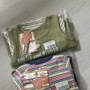 올리브어린이집 | 더피넛스튜디오 무지개실내복 xs, 올리브잼 조끼 티셔츠 세트 s 후기 (11개월 9kg아기 착샷)