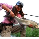 ▶ She fishes just for the fun of it 이미지