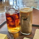 리스펙트커피(Respect Coffee) | [고양 식사동 카페] 클래식한 분위기와 시그니처 메뉴의 달콤한 조화 '리스펙트 커피(Respect Coffee)'