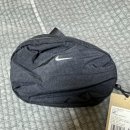 6120 | 데일리백 추천)나이키 아우라 크로스바디백 (hm6120-010) 구매후기/찻샷