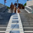 피난을 떠나는 가족 이미지