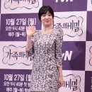 미소머금고 이미지