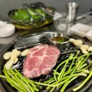 신림역 고기 맛집 미나리삼겹살 본점 뼈삼겹 꽃목살 껍데기 솔직 후기