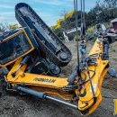 굴착기구난작업-Big Excavator Rolls Over in Beverly Hills 이미지