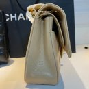 A1112 | [샤넬] 클래식 미듐 베이지 | 금장 캐비어 | a1112