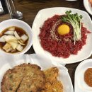 큰시장빈대떡 | 광장시장 빈대떡 맛집｜통큰누이네 육회빈대떡 양·퀄리티 솔직후기 (시장 간식 추천)