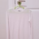 귀국세일 -봄 가을용 살짝 시스루 티셔츠 새제품(55사이즈 이하), 여자 유니클로 히트텍(스킨색/L) 팝니다 이미지