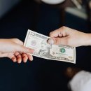 65살 넘어 원수처럼 변하는 인연 3위 친척, 2위 가난한 친구, 1위는? 이미지