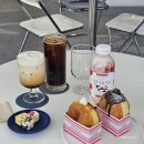 일산 탄현역카페 도넛도 맛있는 아티산커피스튜디오
