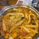 두끼떡볶이 - 마포구 홍익로6길 8 | 두끼떡볶이