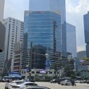 강남역 8번출구 앞 이미지