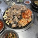 땡땡이양철집 이미지